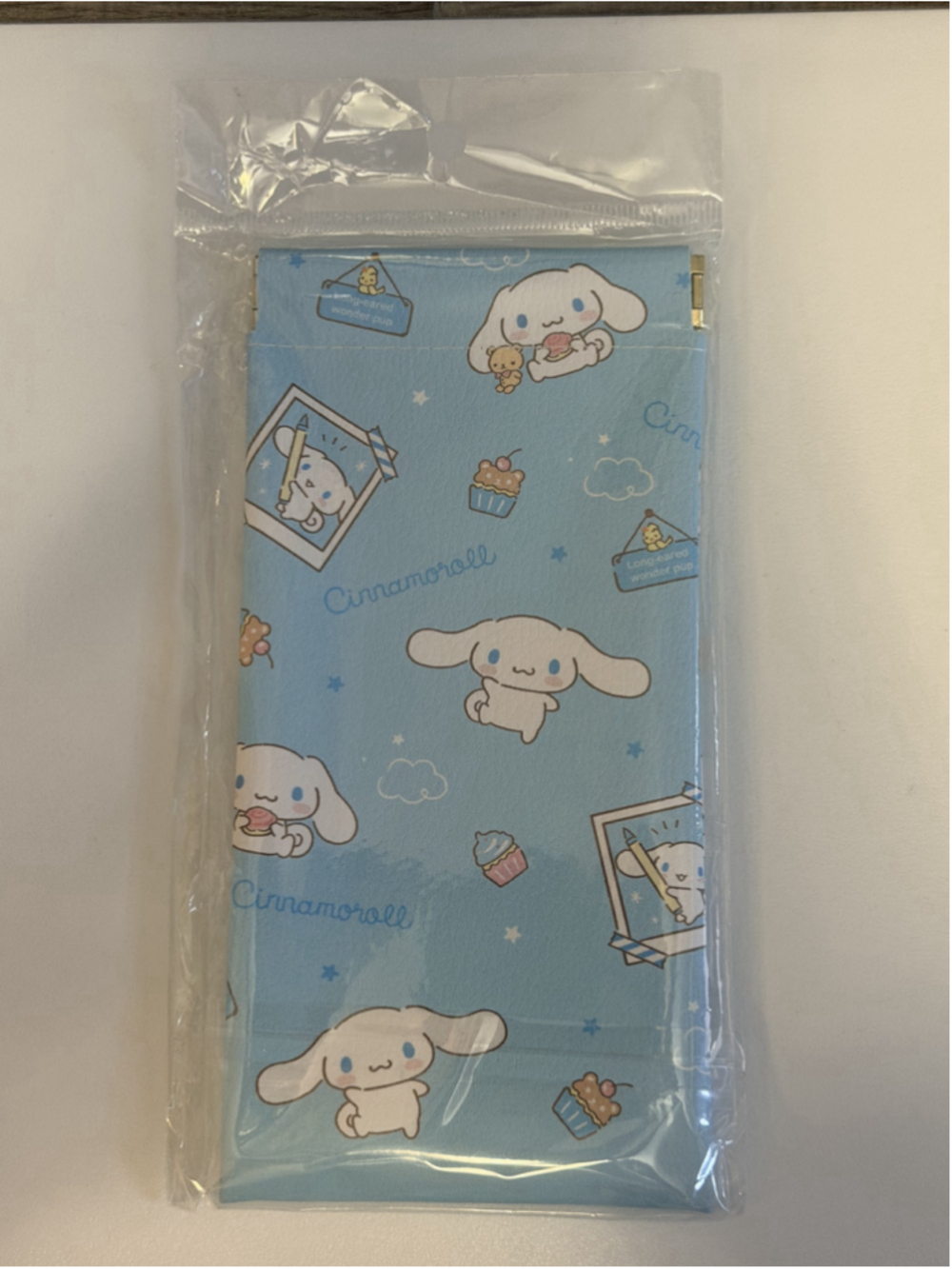 #CIN-313 - Cinnamoroll Vinyl Pinch Eyeglass Case